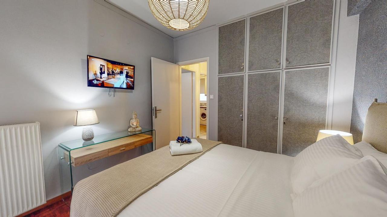 Motley Luxury By Estia